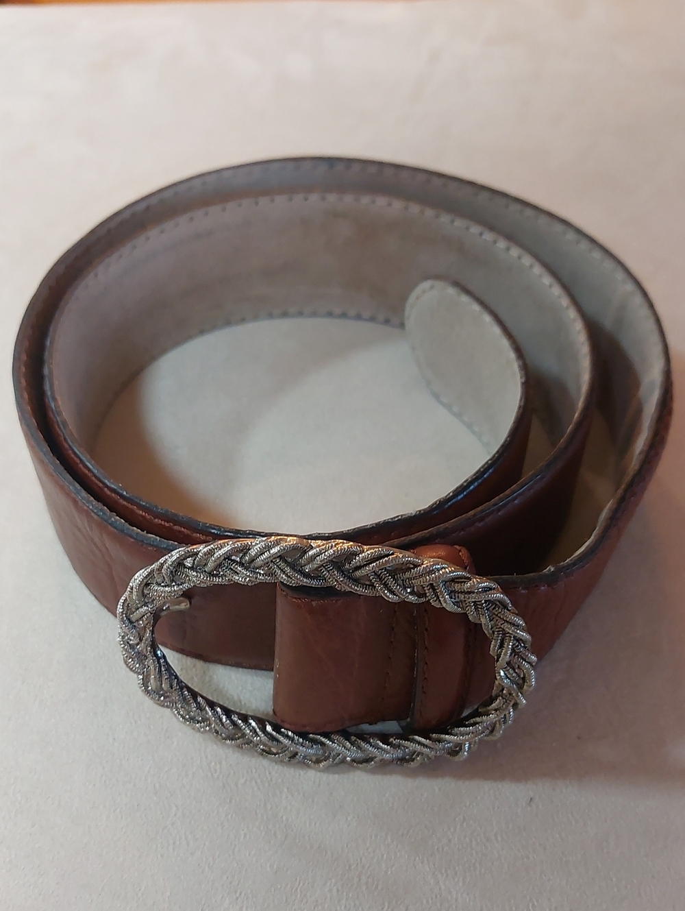 VINTAGE, Liz Claiborne Brown Leather Belt with Silver Braided Oval Buckle